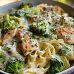 Creamy Chicken Broccoli Alfredo Pasta